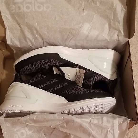 Adidas shoes - Picture 7 of 7